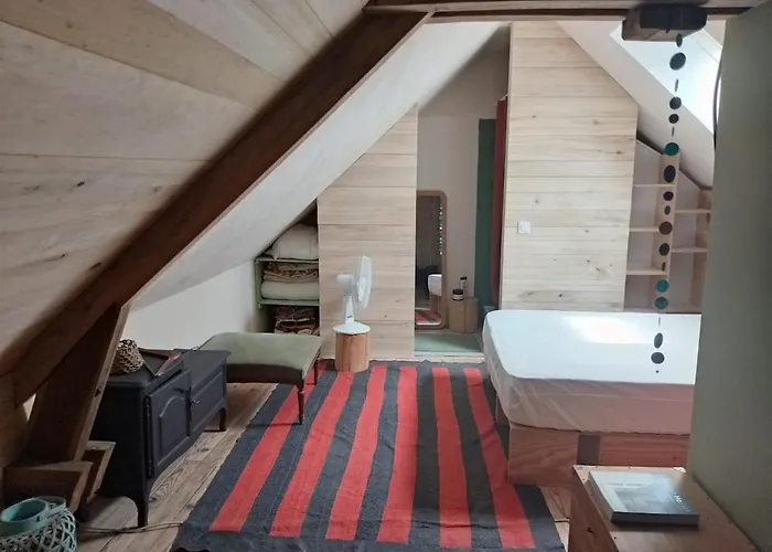 Petite Maison Coeur Village Hébergement de vacances *